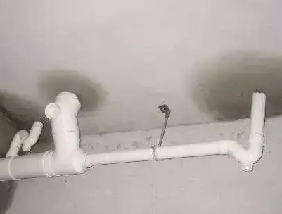 富锦卫生间测漏水的几种情景